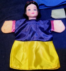 MARIONETA MANO INFANTIL  BLANCANIEVES